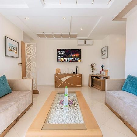 Central 2-Bedrooms Near Beach & Dining Ταγγέρη Εξωτερικό φωτογραφία