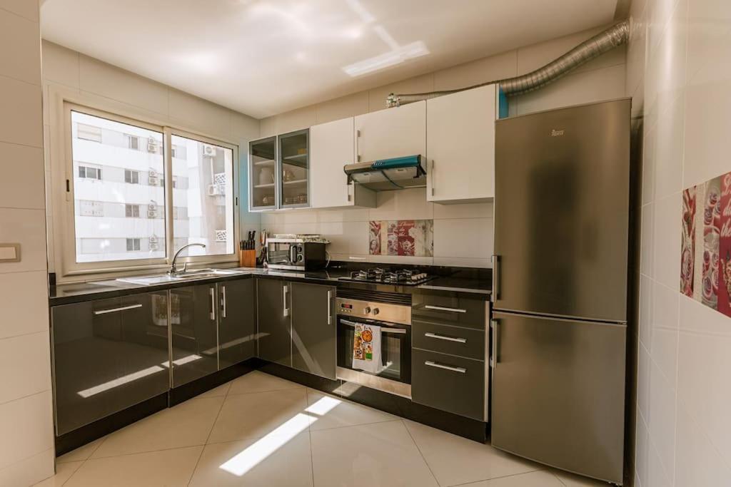 Central 2-Bedrooms Near Beach & Dining Ταγγέρη Εξωτερικό φωτογραφία