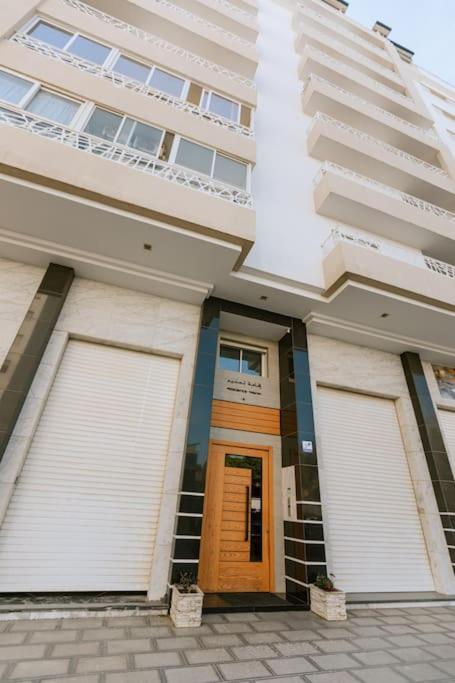 Central 2-Bedrooms Near Beach & Dining Ταγγέρη Εξωτερικό φωτογραφία